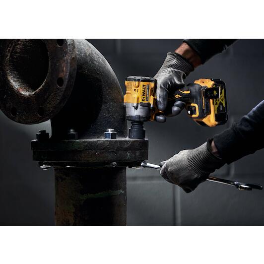 dewalt_dcf922nt_xj_10