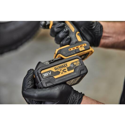 dewalt_dcb184g_xj