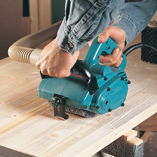 MAKITA 9741J brush sander 860W 100x120mm in MAKPAC | Klium MAKITA 9741J brush sander 860W 100x120mm in MAKPAC | Klium
