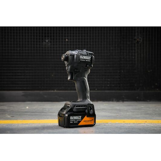 dewalt_dcf86mp2t_qw_10