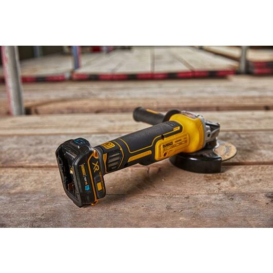 dewalt_dce040_xj