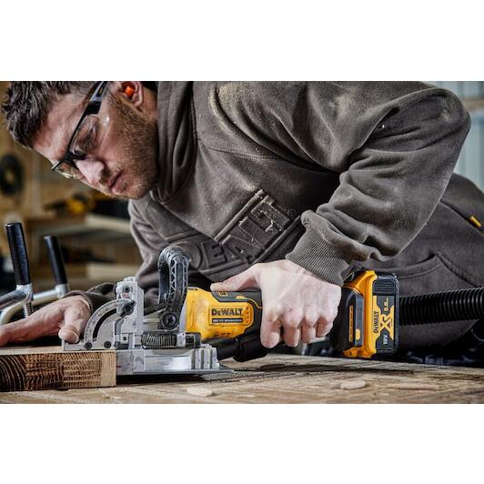 dewalt_dcw682nt_xj_5