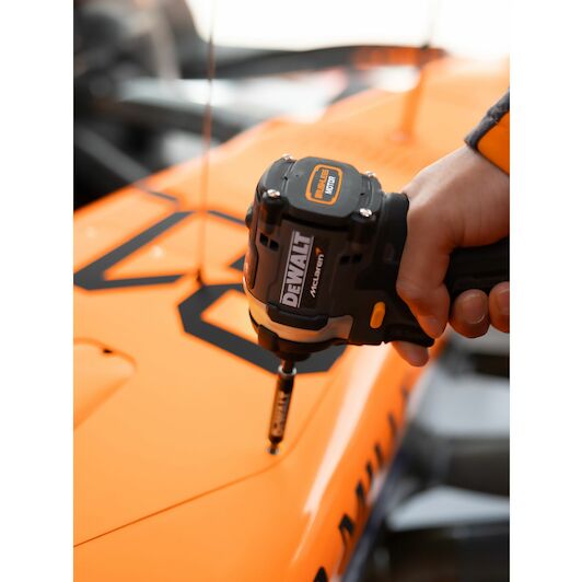 dewalt_dcf85mp2t_qw_30