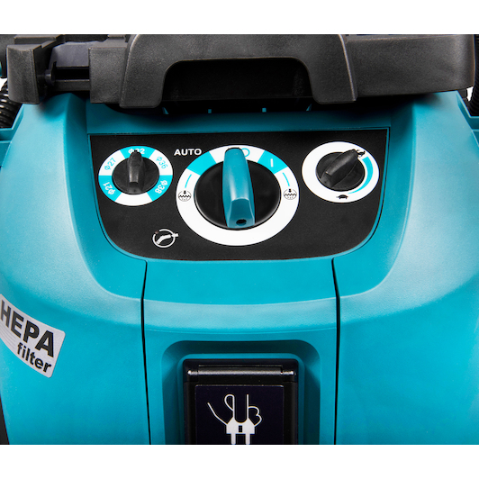 makita_vc4210mx_12
