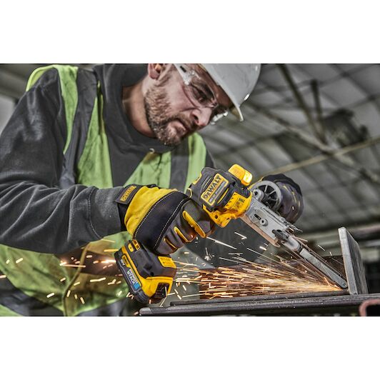 dewalt_dcm200e2t_qw_8