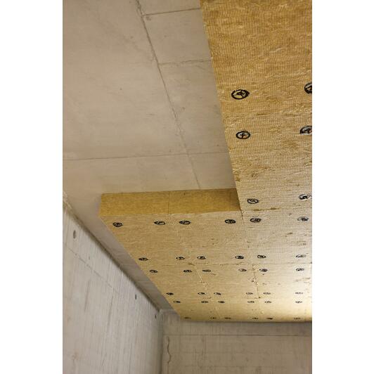 spit_060501_13