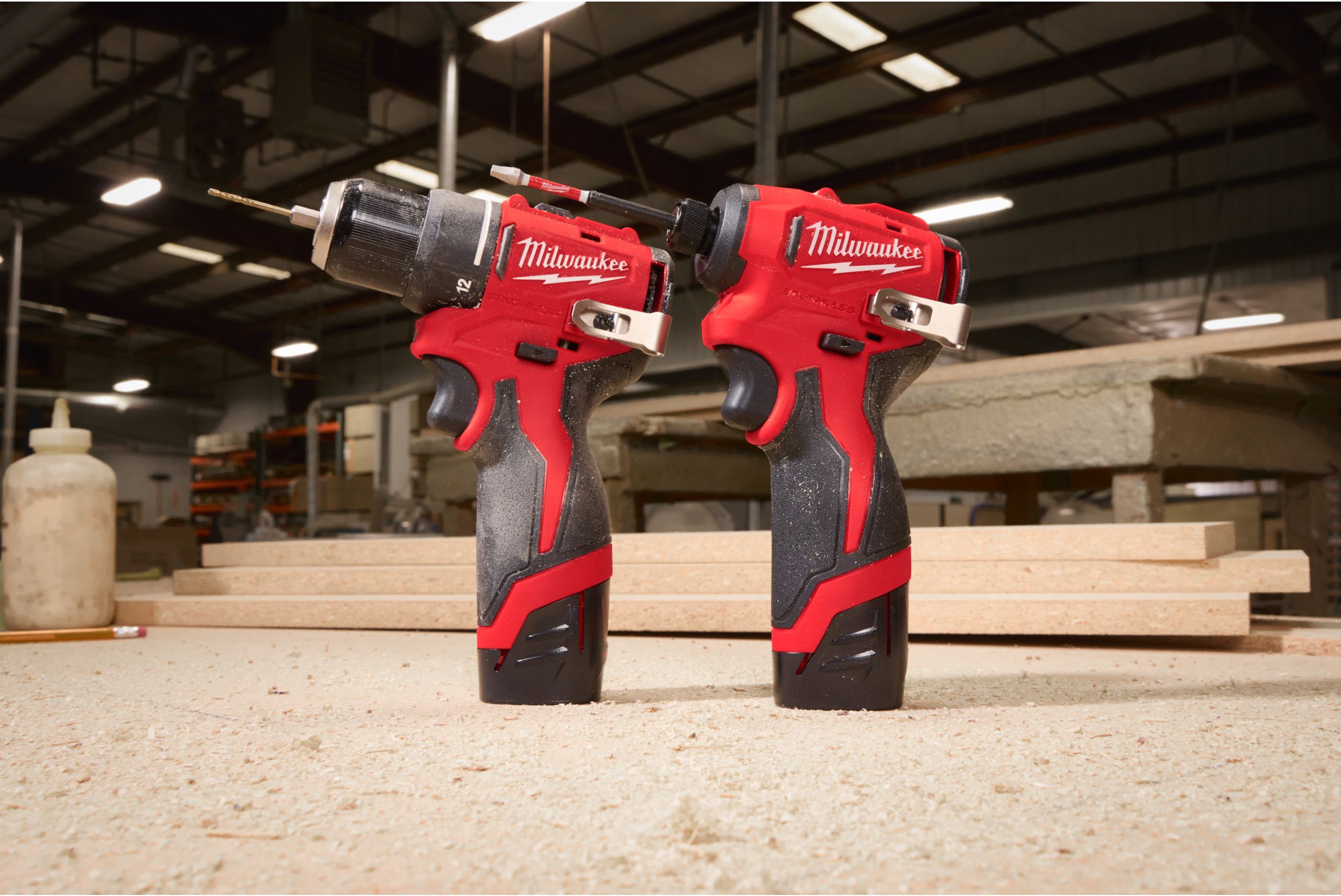 MILWAUKEE M12 BLIDRC-202C cordless impact screwdriver 124Nm in case (2x  battery charger) 4933499690 - Main Image