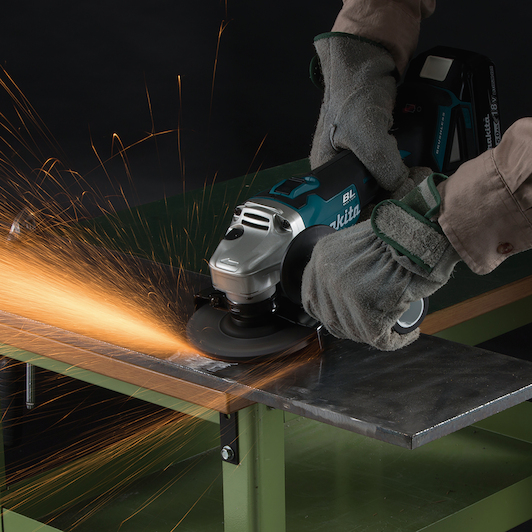 makita_dga506rtj_27
