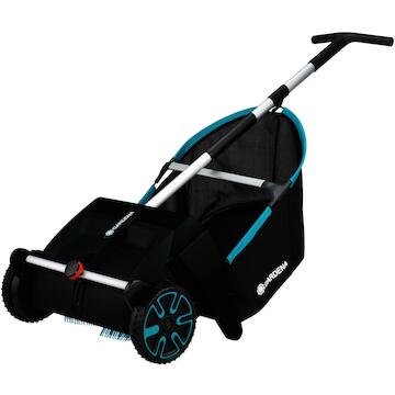 Manual sweeper