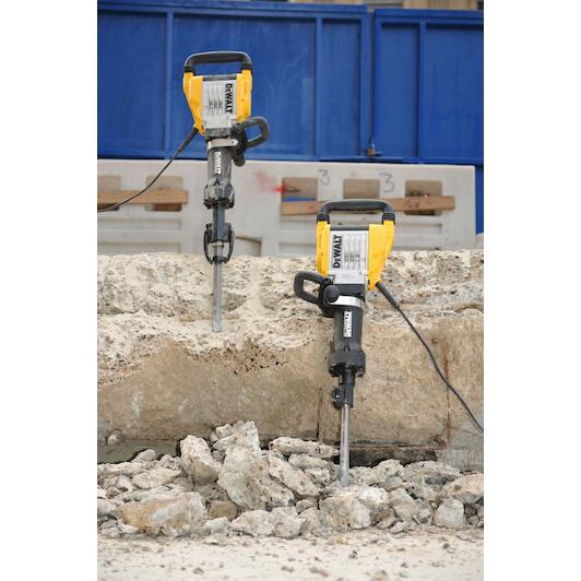Dewalt 16 kg breaker sales