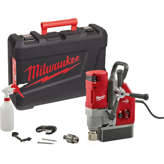 milwaukee_4933451015_3