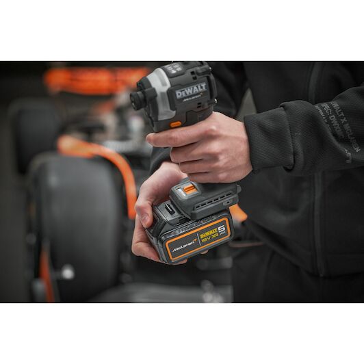 dewalt_dck200mp2t_qw_17