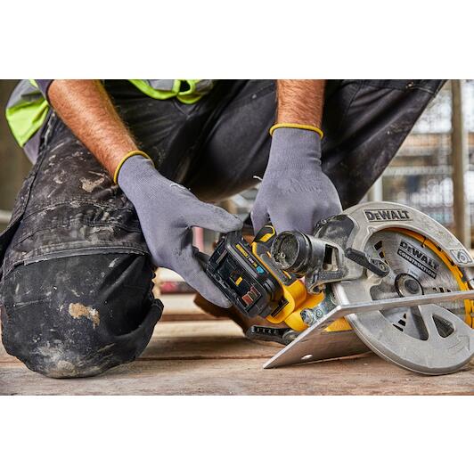 dewalt_dce040_xj