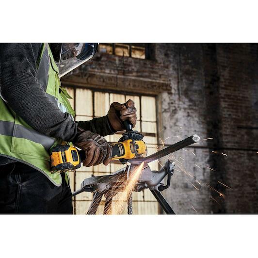 dewalt_dcg409vsnt_xj_4