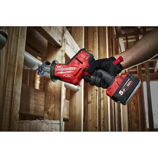 MILWAUKEE M18 FHZ-0X FUEL HACKZALL cordless copro saw in HD