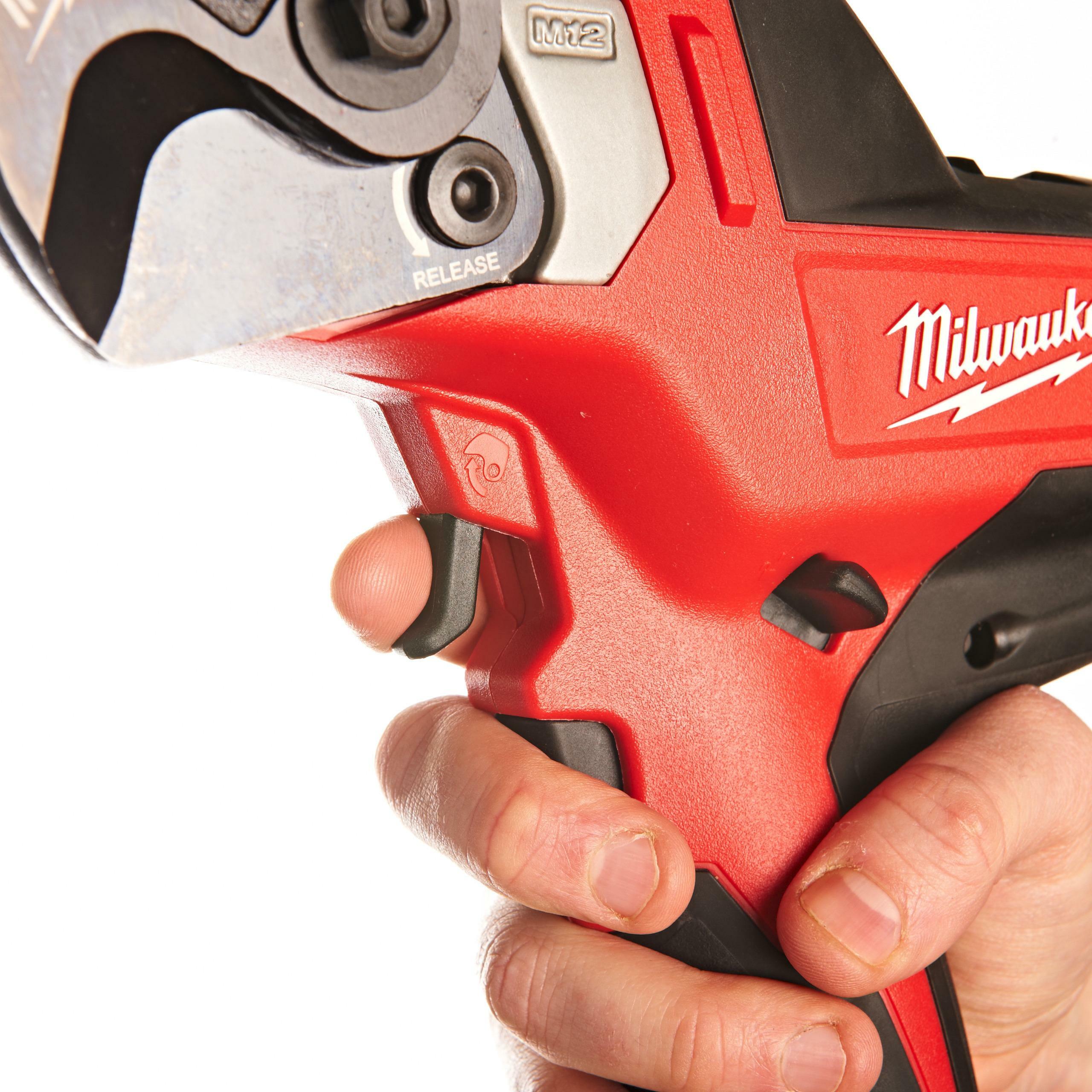 MILWAUKEE M12 CC 0 subcompact cordless cable cutter without battery and charger 4933431600