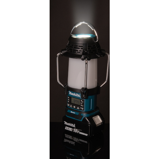 makita_dmr057
