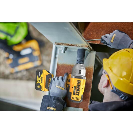 dewalt_dcf900p2t_qw_7