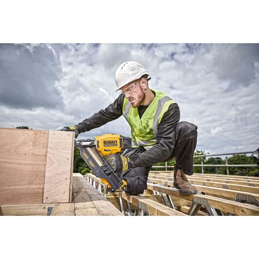 dewalt_dcn930p2_qw