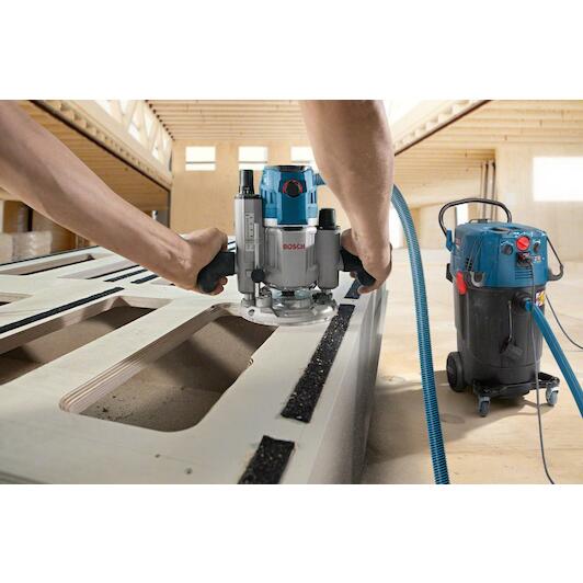 bosch_06019c33w0