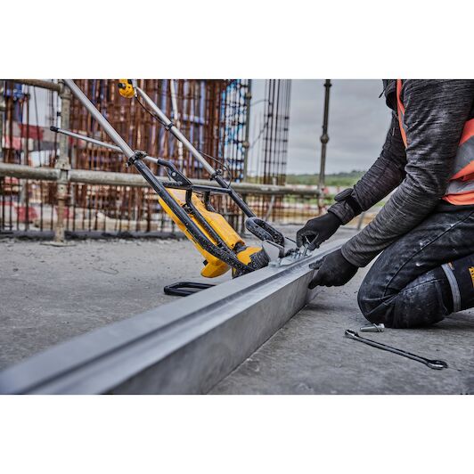 dewalt_dcps330n_xj_24