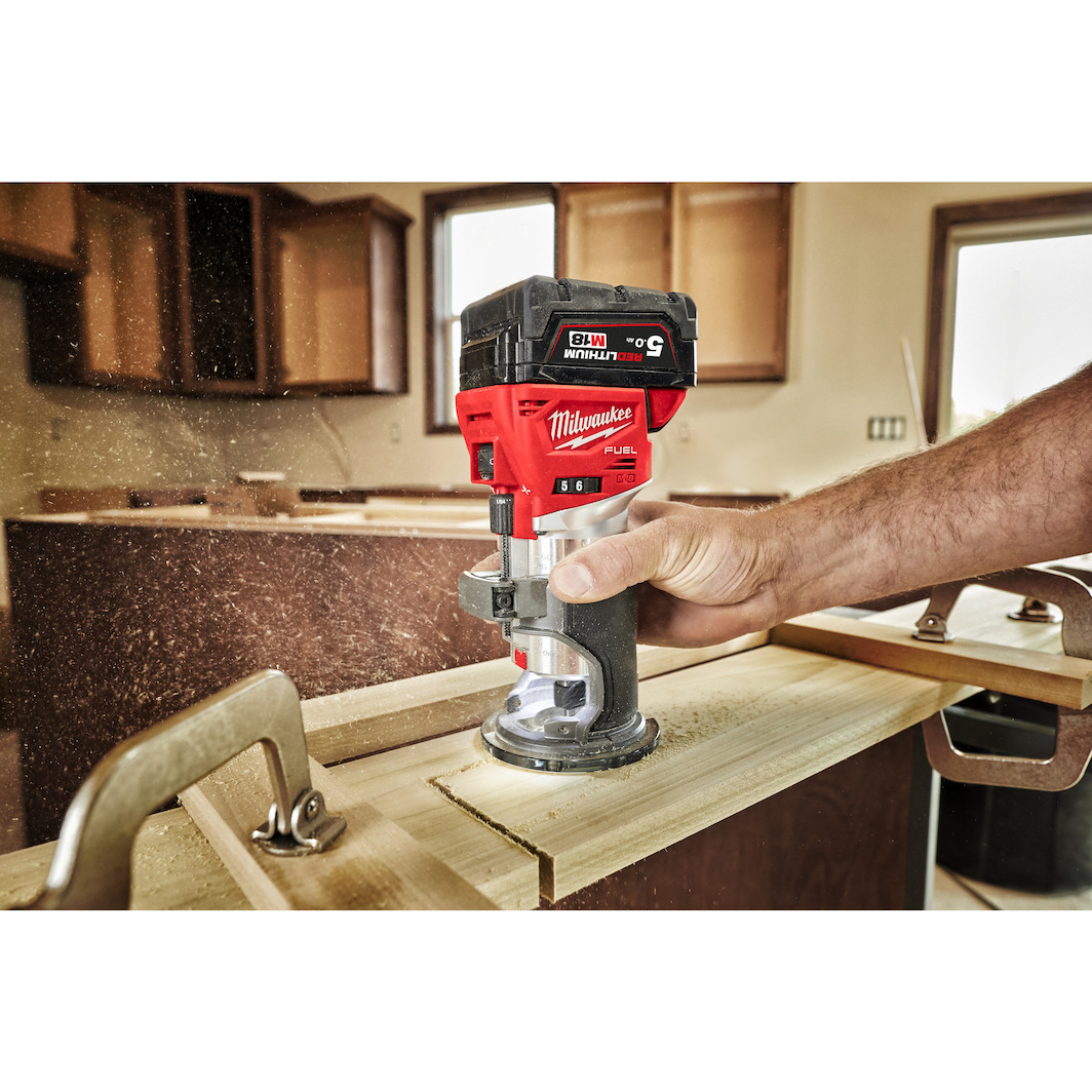MILWAUKEE M18 FTR8-0X FUEL cordless edger with collets 6/8mm
