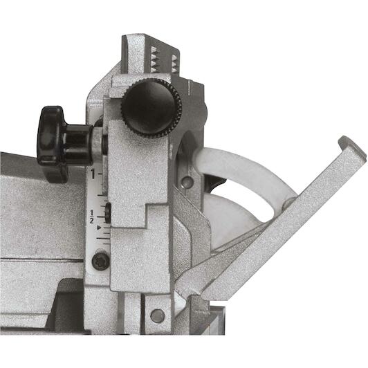 dewalt_dw682k_qs