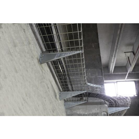 spit_058748_12