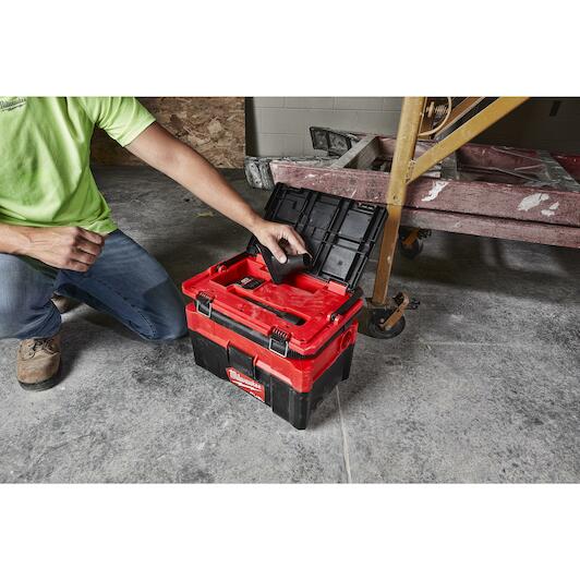 MILWAUKEE M18 FPOVCL-0 FUEL PACKOUT cordless wet/dry vacuum