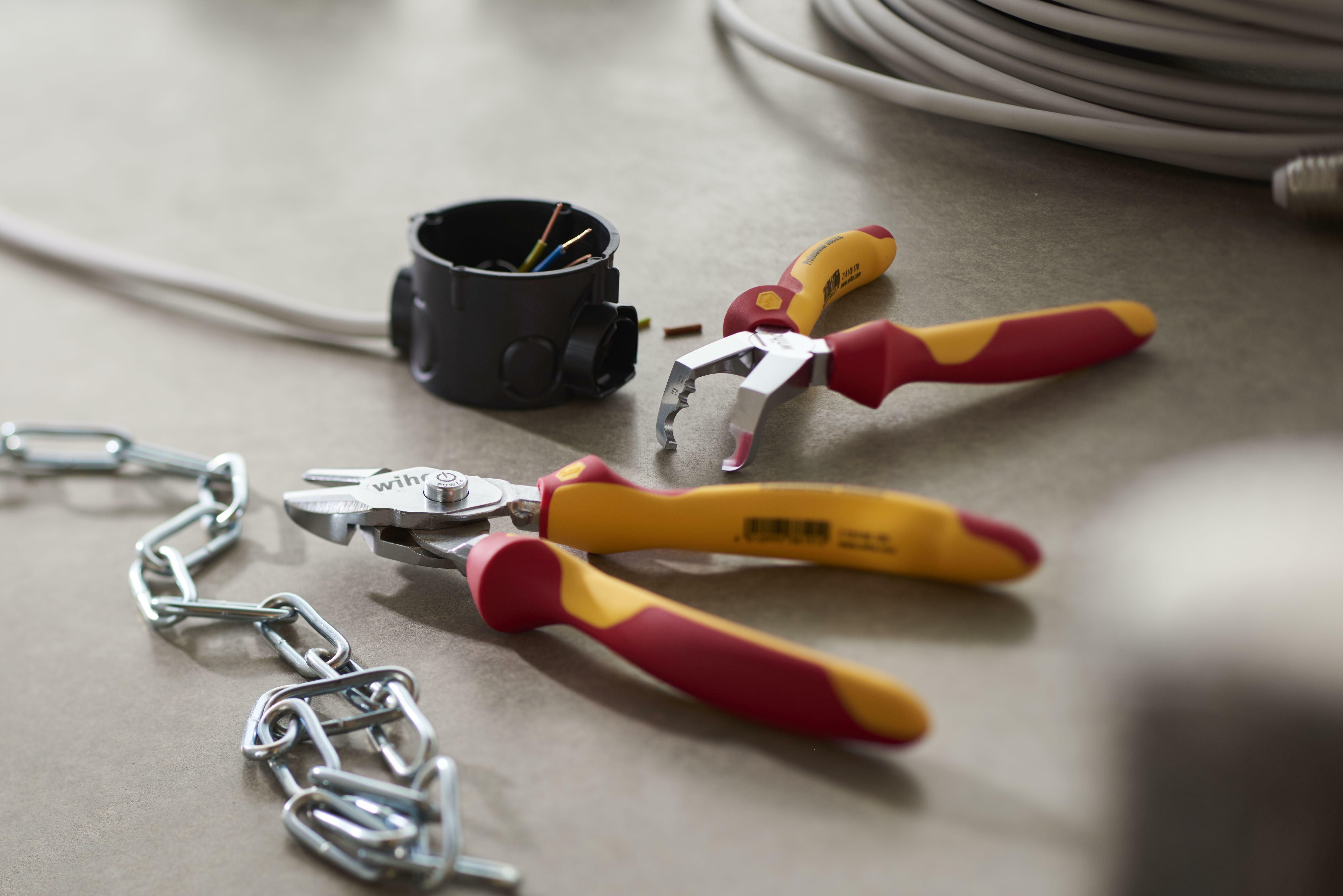 WIHA Z18020006 high-performance diagonal cutters BiCut