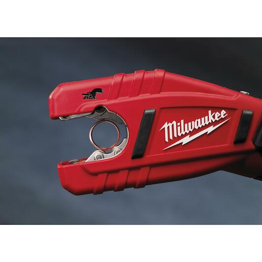 milwaukee_4933411920_8