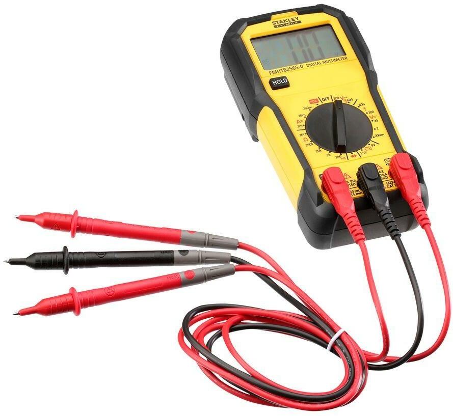 multimeter measuring DC voltage Stanley FatMax adapter