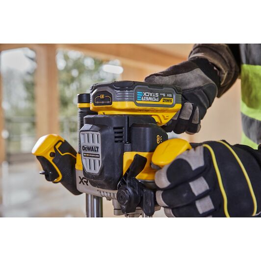dewalt_dcw620nt_xj_18
