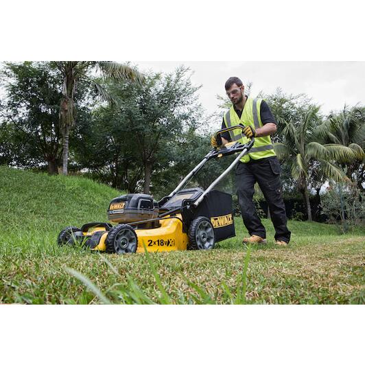 dewalt_dcmw564p2_qw
