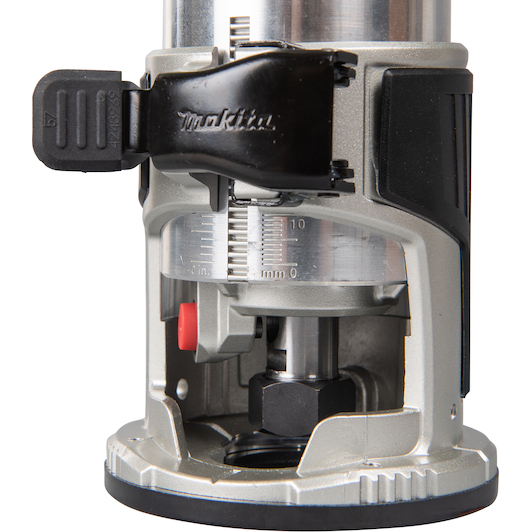 makita_rt001gm208_12