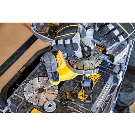dewalt_dcg200t2_qw