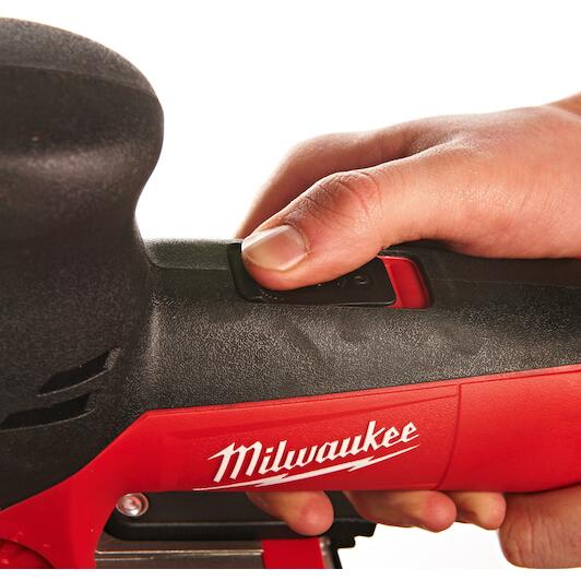 milwaukee_4933381680_8