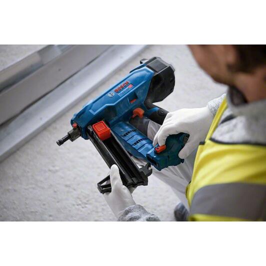 bosch_06019l7001