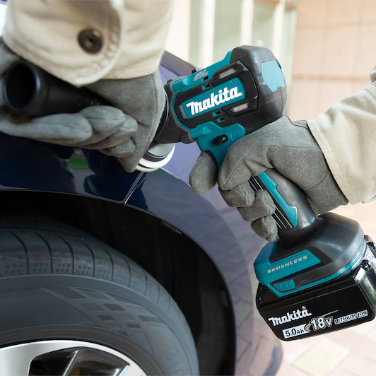 makita_dpv300zj