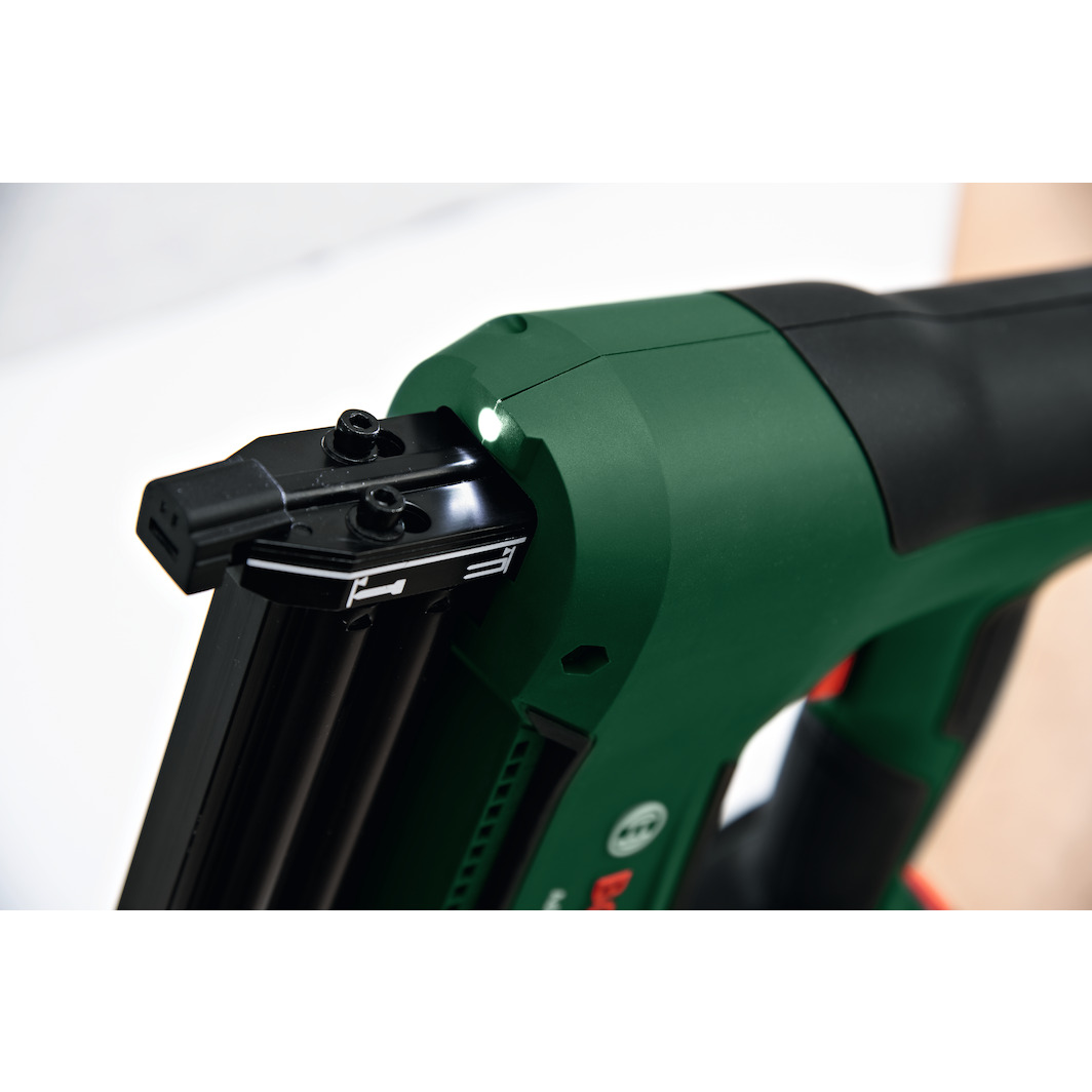 Tackeron Box BOSCH AdvancedTacker 18V-25 cordless stapler/tacker in cardboard box ...