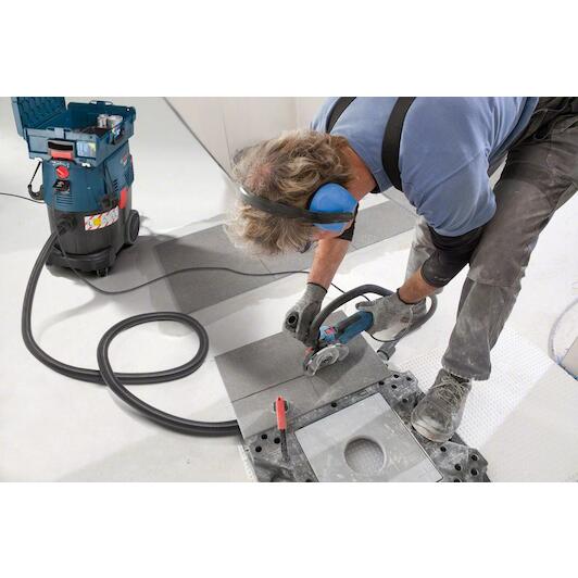 bosch_06019c30w0