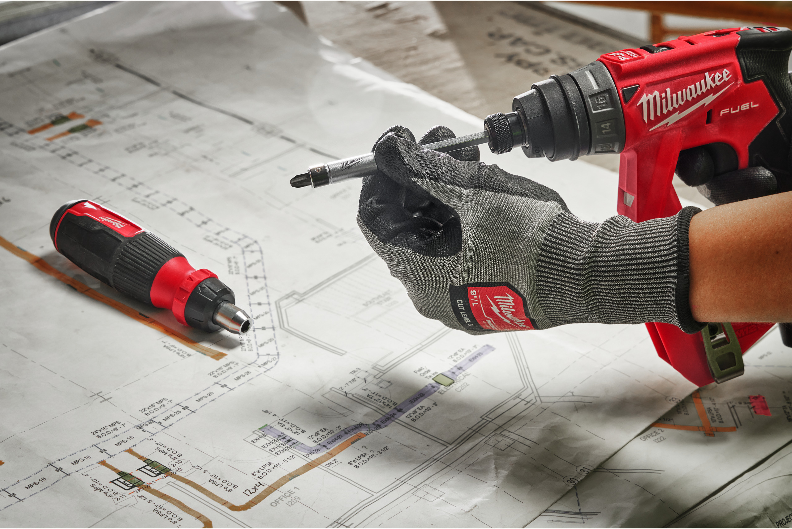 MILWAUKEE 4932480583 ratchet screwdriver multi-bit 27-in-1 | Klium
